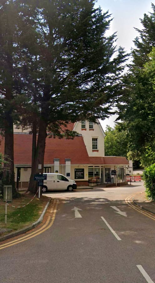 HR Plastic Surgery - Pinehill Hospital